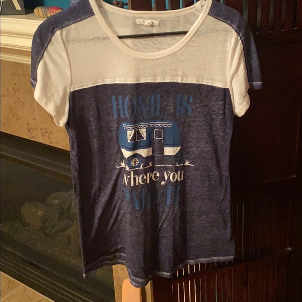 Shirt sleeve tee